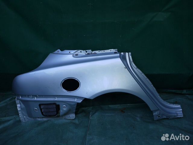 Крыло заднее правое Jaguar XJ 6 X 351 X351 Long Крыло заднее правое Jaguar XJ 6 X 351 X351 Long