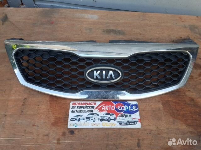 Решетка радиатора Kia Sorento 2009-2012