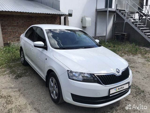 Skoda Rapid 1.6 AT, 2015, 41 000 км