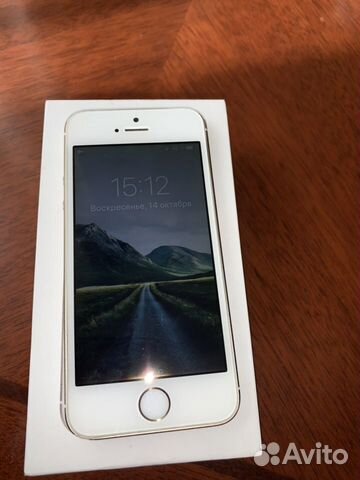 Телефон iPhone 5s Телефон iPhone 5s