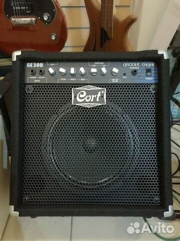 Басовый комбоусилитель Cort GE30B-EU