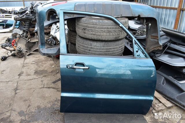 Дверь передняя правая митцубиши паджеро 3 Дверь передняя правая митцубиши паджеро 3