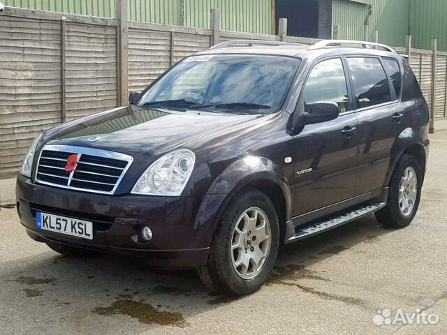 Рейлинг на крышу левый Ssangyong Rexton SUV 2008
