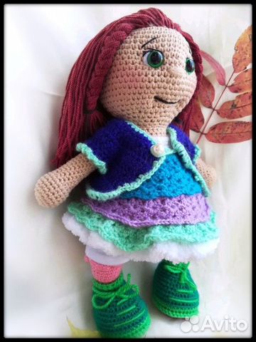 Вязаная куколка София