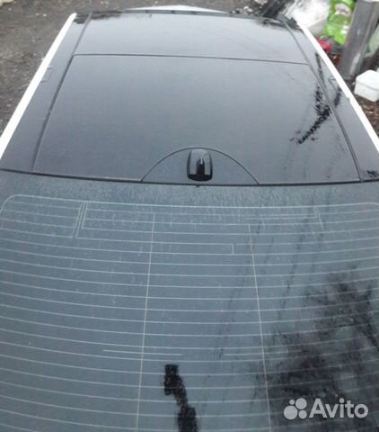 Стекло заднее мерседес w212 2011 год AMG пакет Стекло заднее мерседес w212 2011 год AMG пакет