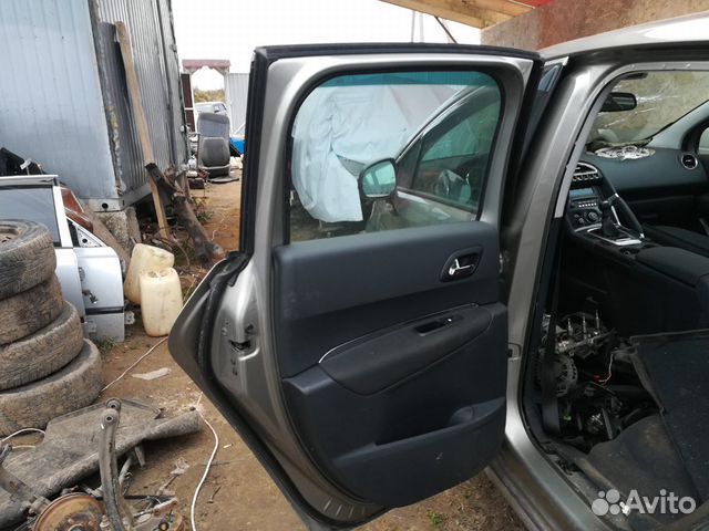 Дверь задняя левая Пежо 3008 Дверь задняя левая Пежо 3008