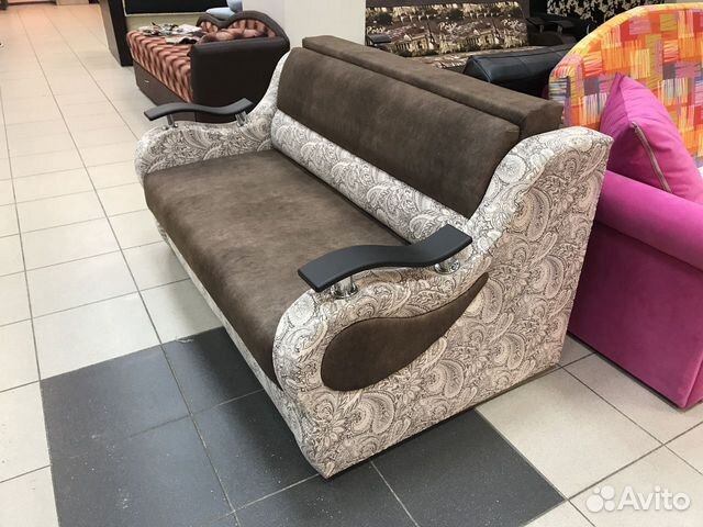 Диван