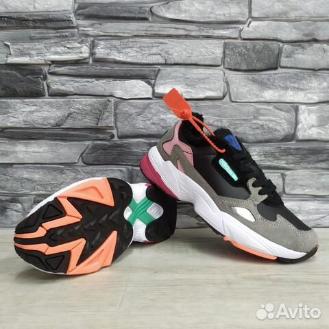 Кроссовки Adidas Falcon Na008-1168 Кроссовки Adidas Falcon Na008-1168
