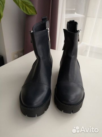 Новые ботинки демисезонные 39 р