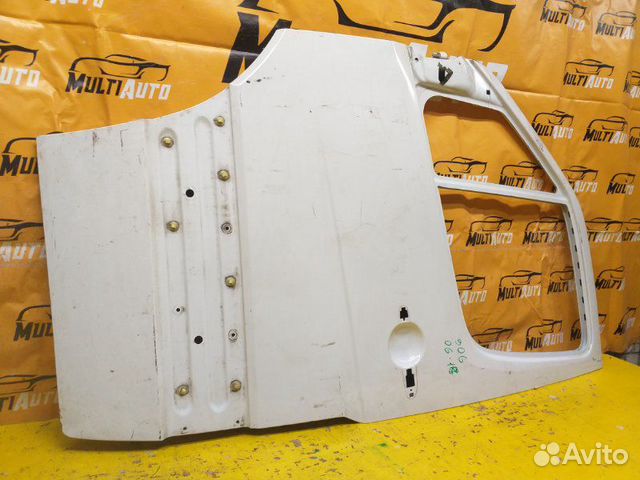 Дверь передняя левая Mercedes Sprinter W906