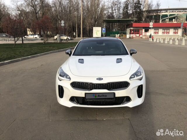 KIA Stinger 2.0 AT, 2018, 6 825 км