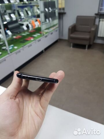 Honor 10 4/64GB б/у Honor 10 4/64GB б/у
