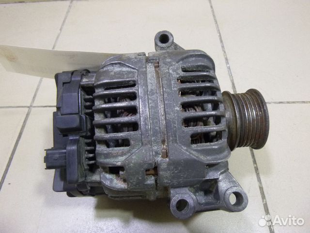 Генератор Renault Kangoo Генератор Renault Kangoo