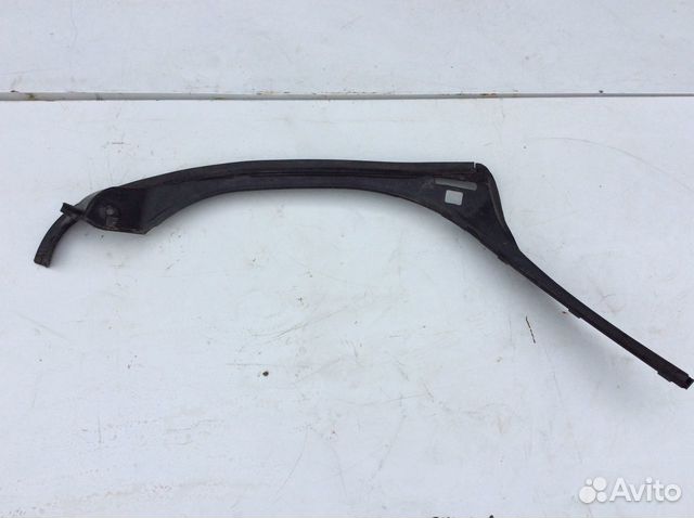 Накладка багажного отделения левая Mercedes W251 R