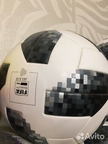 Футбольный мяч adidas 2018 чм Россия. Telstar