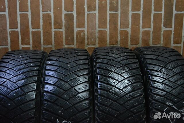215/65/16 Goodyear UltraGrip MJ зимние шины R16