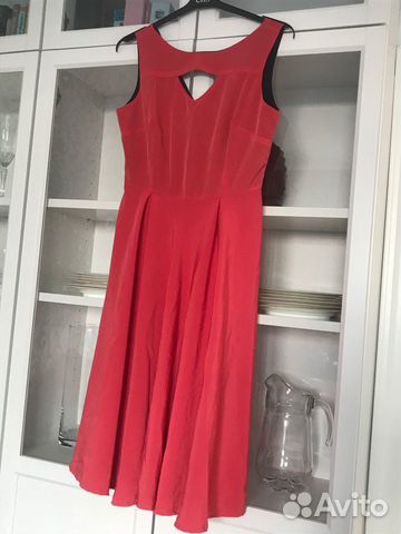 Платье нарядное размер 42-44 Платье нарядное размер 42-44