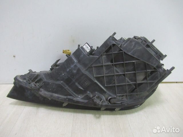 Фара правая Volkswagen Touareg NF (14) oem 7P19410