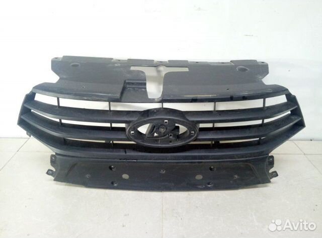 Решетка радиатора LADA Vesta 1 поколение 2015-2019