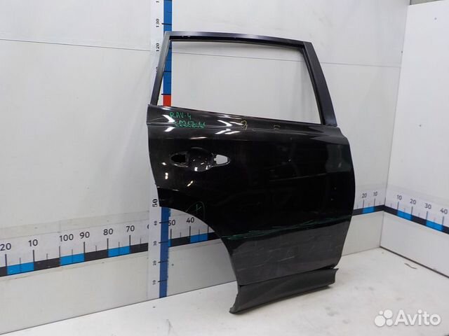 Дверь задняя правая на Toyota RAV-4 Дверь задняя правая на Toyota RAV-4