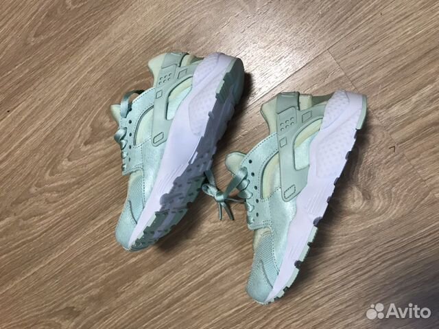 Кроссовки женские Nike(новые) Кроссовки женские Nike(новые)