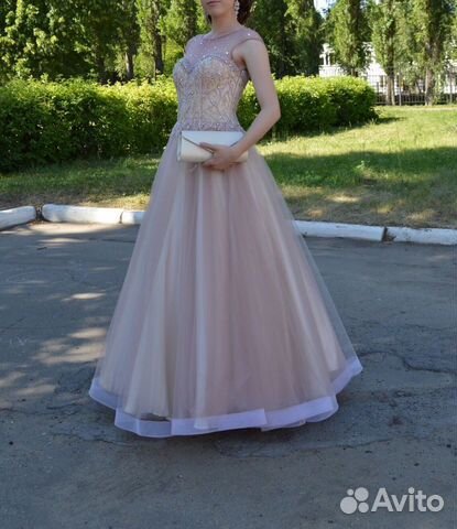 Вечернее платье