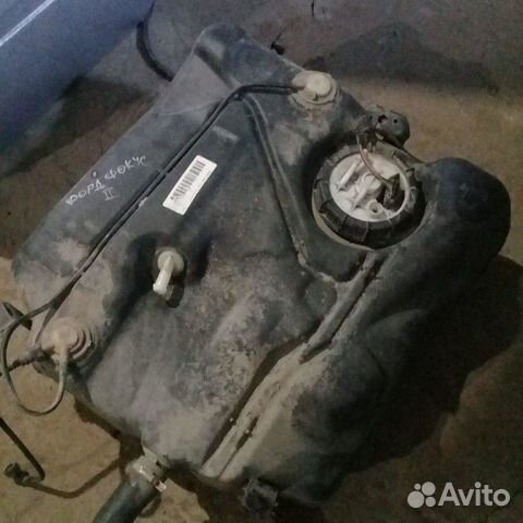 Бак с насосом Форд Фокус 2