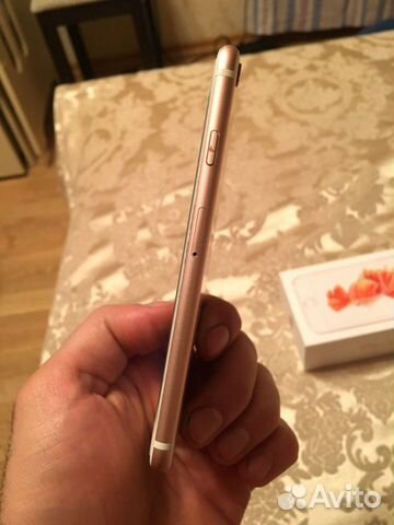 Телефон iPhone