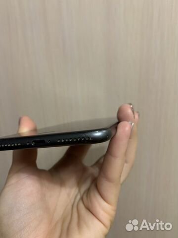 Телефон iPhone 8 Plus