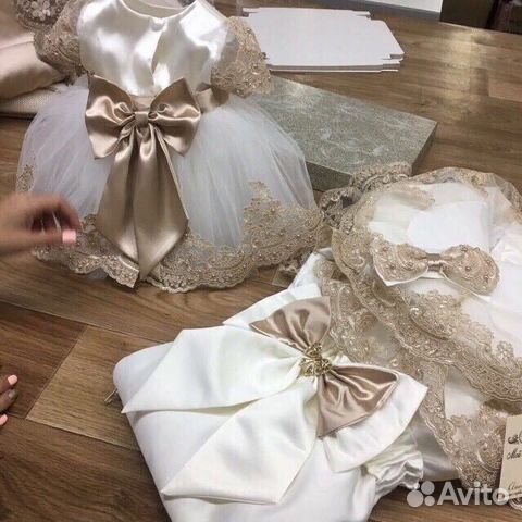 Комплект на выписку для девочки