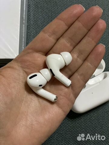 Беспроводные наушники AirPods Pro