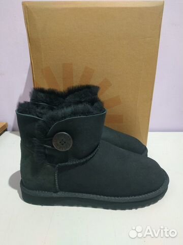 UGG Mini Bailey Button мини черные с пуговкой UGG Mini Bailey Button мини черные с пуговкой