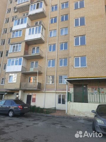 2-к квартира, 70 м², 2/8 эт.