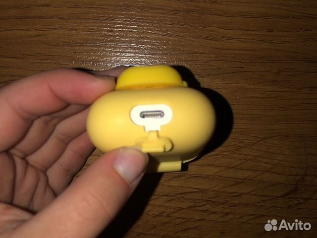 Чехол для AirPods 2 BT21 Chimmy