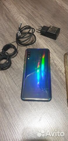 SAMSUNG a50