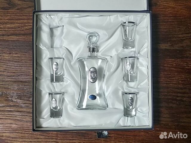 Графин и стопки