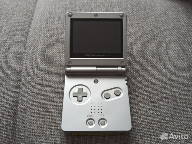 Игровая приставка Gameboy Advance SP Игровая приставка Gameboy Advance SP
