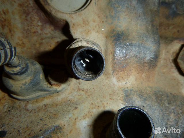 Двигатель D4EA 2110127A30 kia Carens