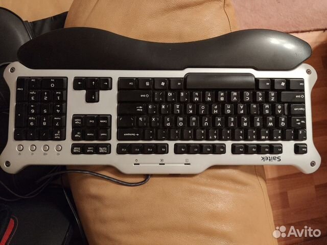 Игровая клавиатура Saitek PC Gamers с подсветкой