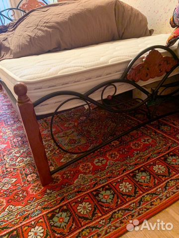 Кровать Кровать