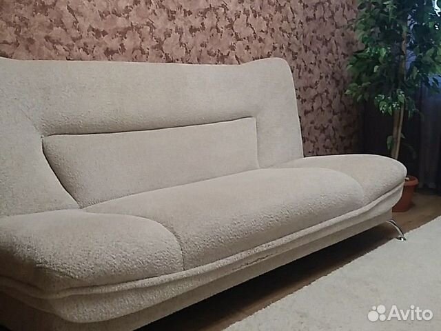 Комплект мебели: диван,2 кресла