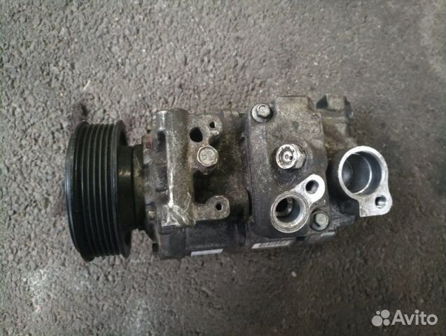 Компрессор кондиционера Audi A4 2007-2011
