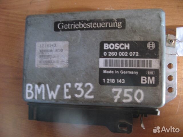 Блок управления двигателя BMW 7-серия E32 1986-199
