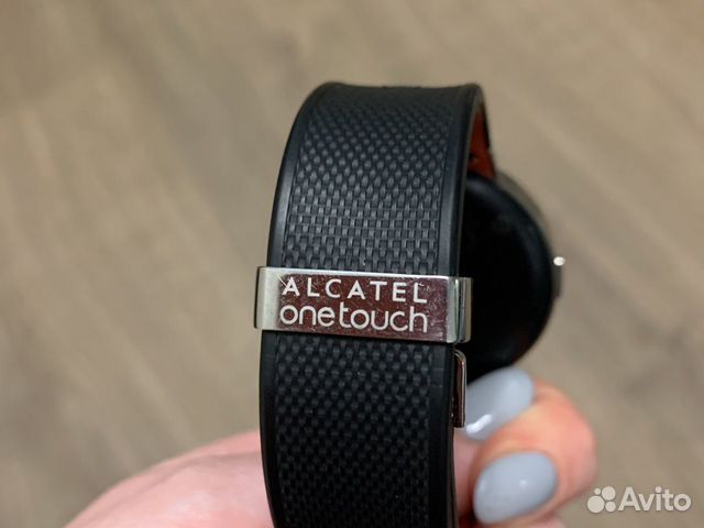 Часы Alcatel OneTouch Watch