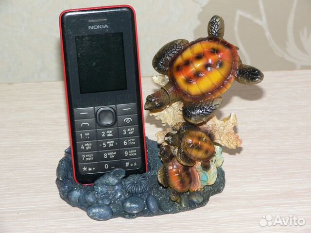 Сувениры, копилки, подставки для телефона