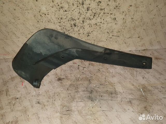 Брызговик задний правый мазда сх9 mazda