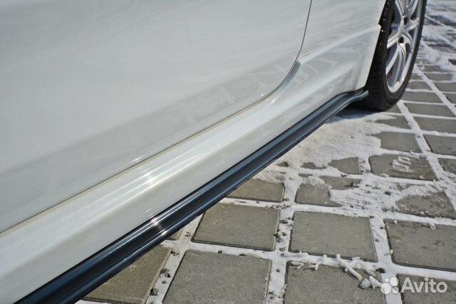 Накладки на пороги KIA Ceed GT Mk2 Накладки на пороги KIA Ceed GT Mk2