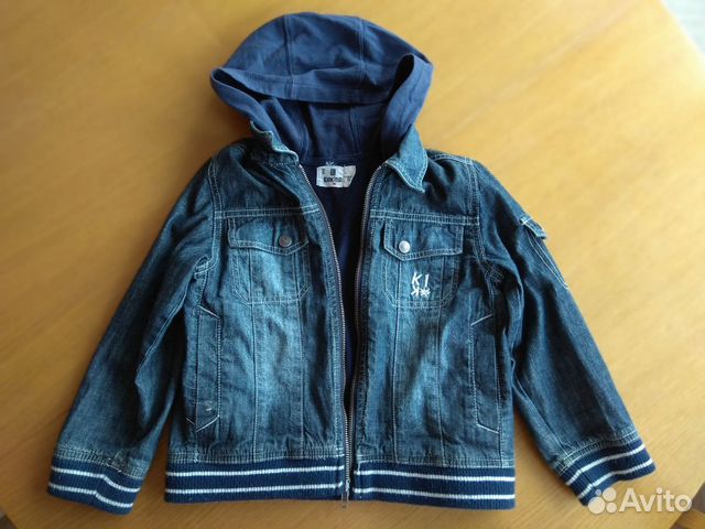 Джинсовка с подкладкой и капюшоном