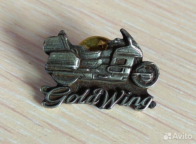 Значок Gold Wing