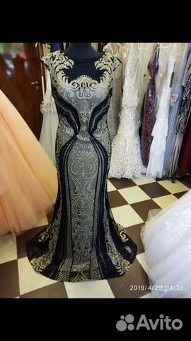 Вечерние платья